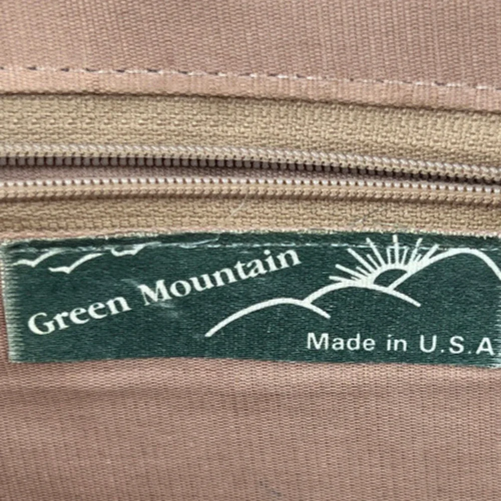 Vintage Y2K Green Mountain Purse Ivory Cream Snap Closure Retro Shoulder Bag 90s